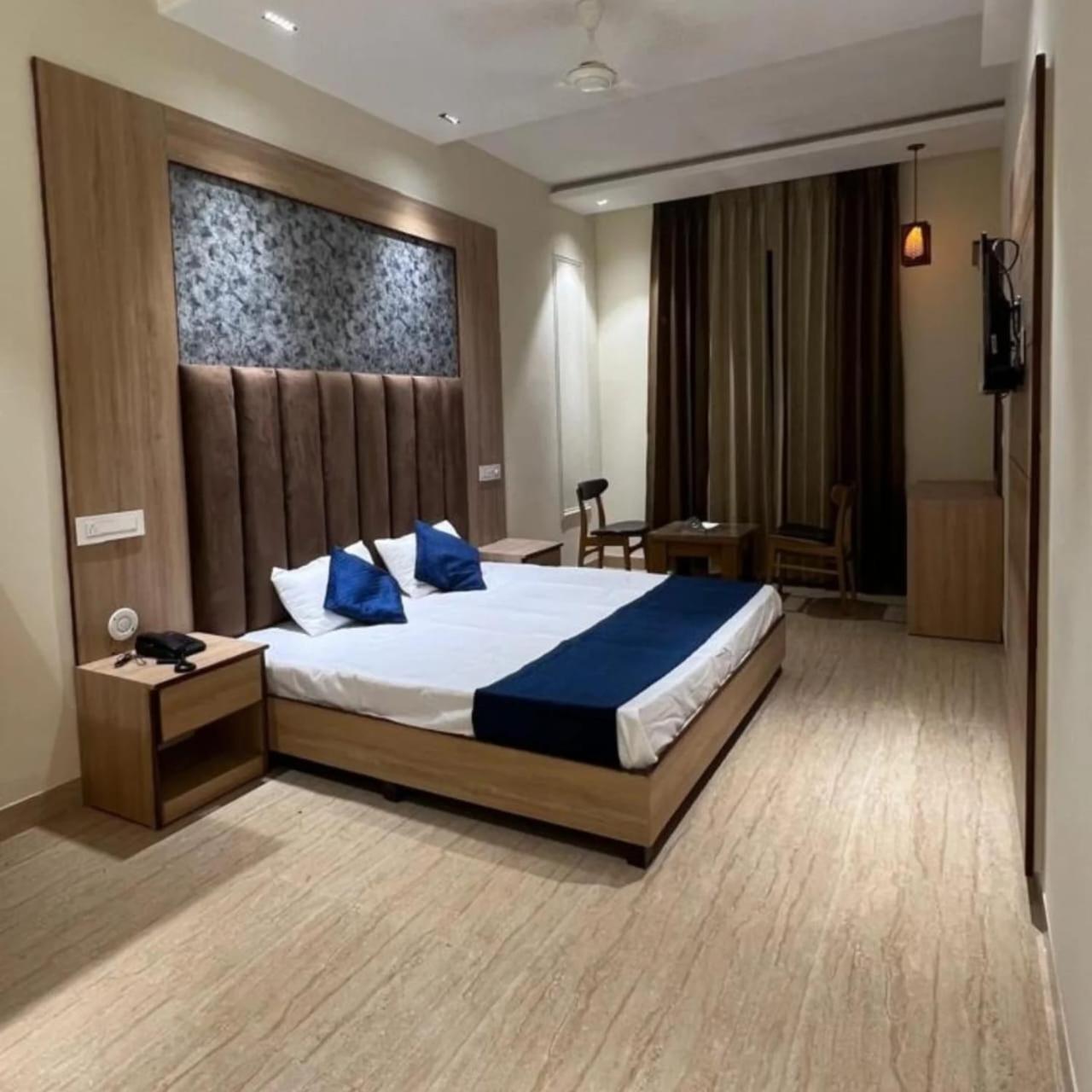 The Hotel Soho Zirakpur Екстер'єр фото